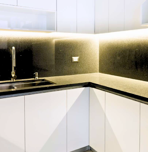 Kitchen & Laundry